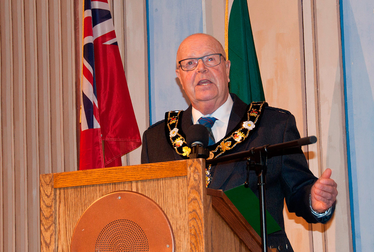 Mayor Gil Brocanier